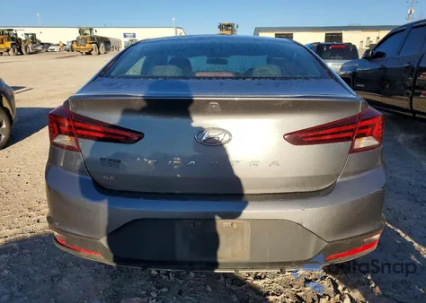 2019 Hyundai Elantra Se z USA, uszkodzony, nr VIN 5NPD74LF5KH493975